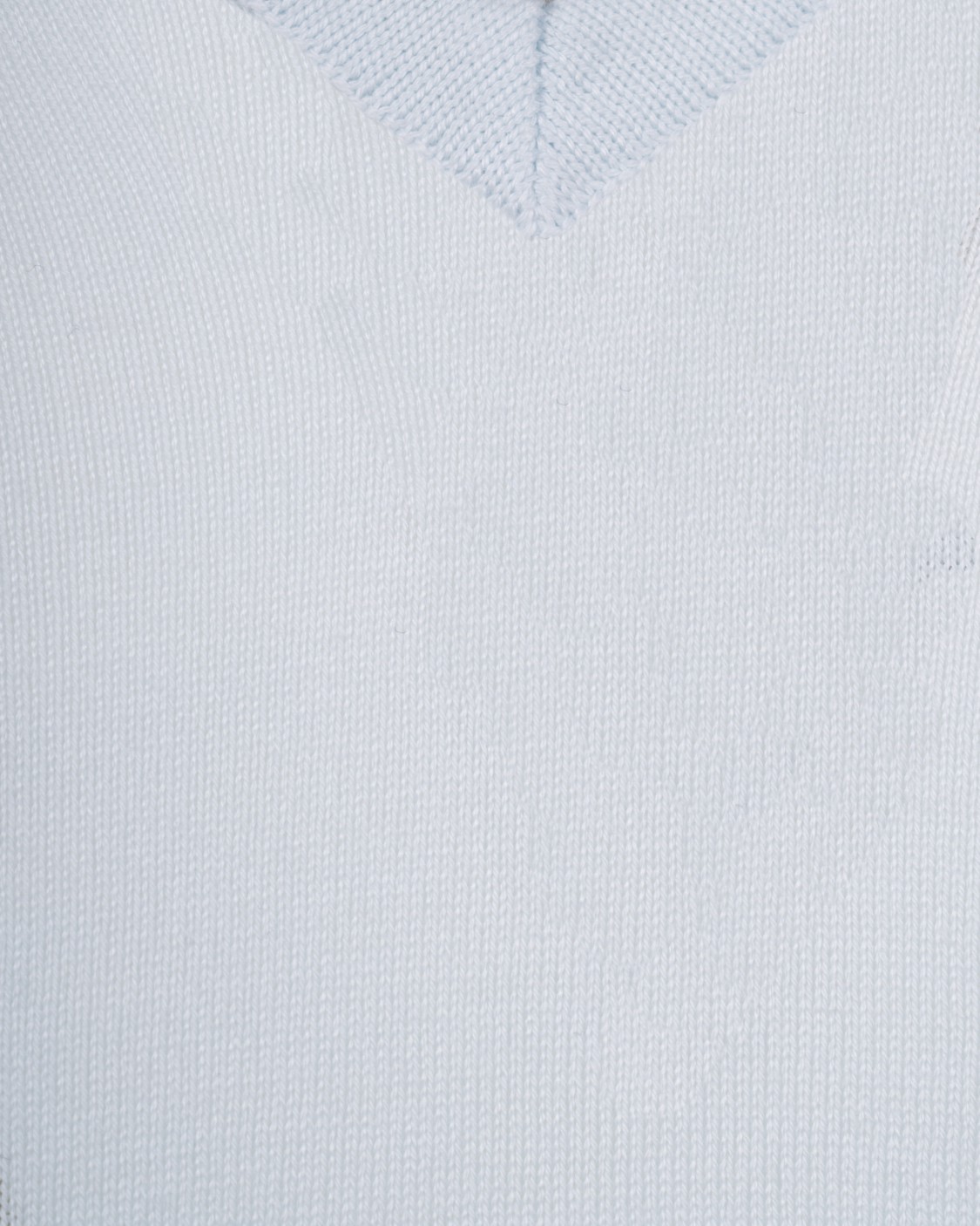 shop BRUNELLO CUCINELLI  Polo: Brunello Cucinelli polo in cotone.
Polo Brunello Cucinelli celeste in cotone da uomo.
Scollo a V.
Colletto.
Maniche corte.
Profili a coste elasticizzate.
Composizione: 100% Cotone.
Made in Italy.. M29800145-CPO55 number 1475520